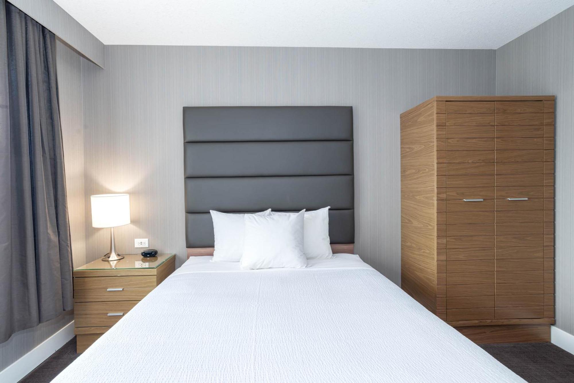 Sandman Hotel Grande Prairie Buitenkant foto