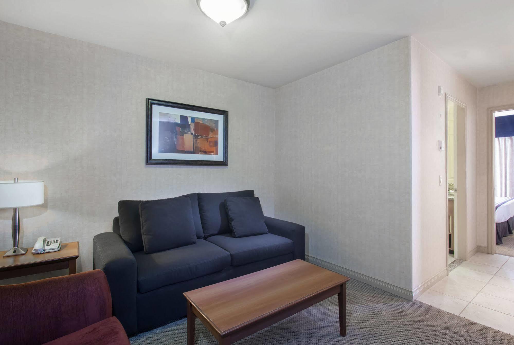 Sandman Hotel Grande Prairie Buitenkant foto